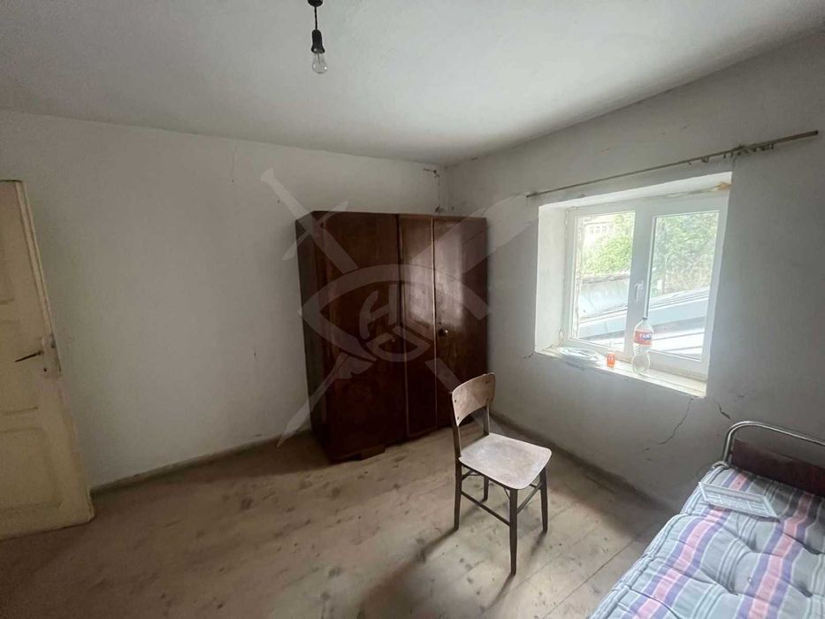 Продава се Къща в с. Забърдо, Област Смолян - 260 кв.м за 177 €/кв.м - Снимка #4