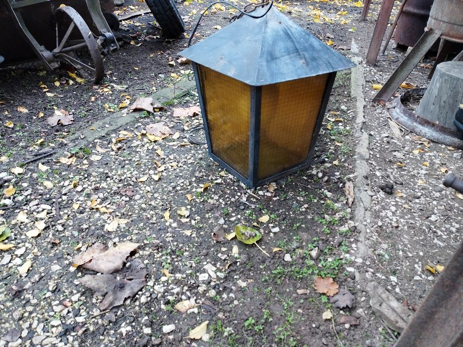 Градински висящ фенер