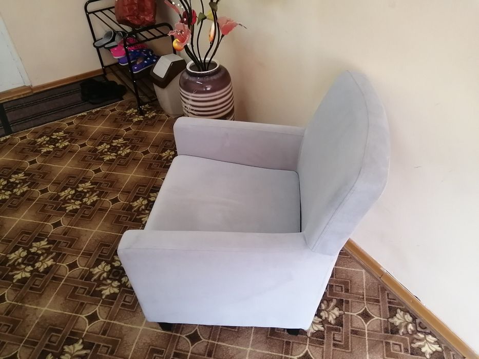 Продам кресло в хорошем состоянии