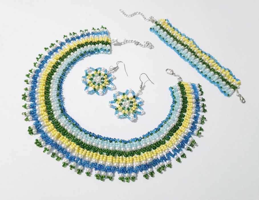 Reducere Set traditional lat albastru verde margele nisip baza gatului
