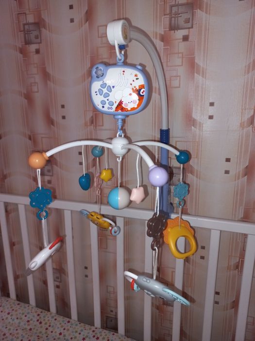 Электро мобиль в детскую кроватку