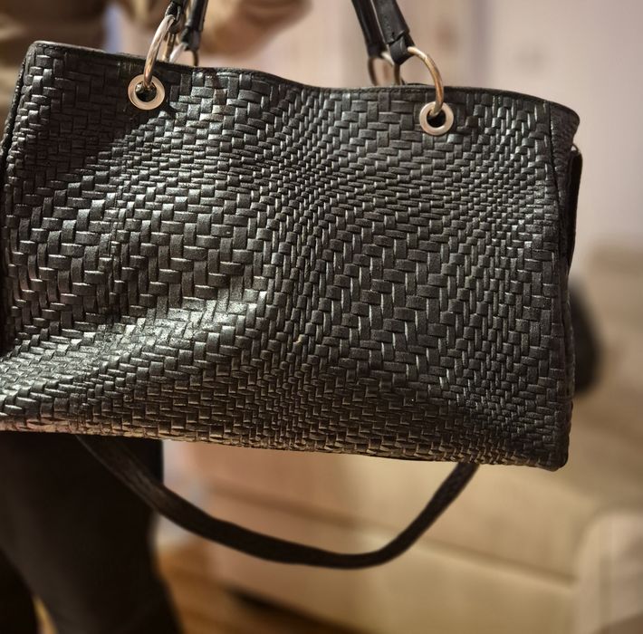 Geanta de mână si de umăr