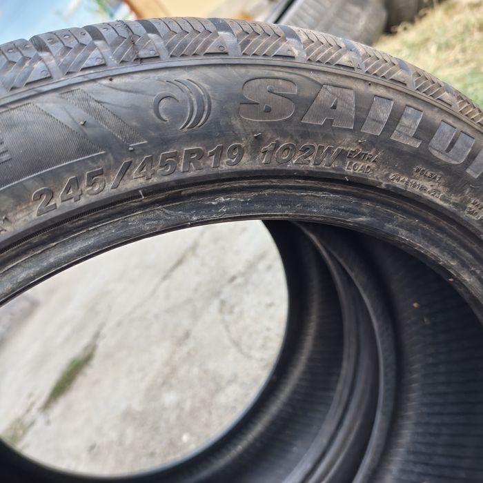 Anvelope 245/45R19 marca Sailun, DOT 2025, M+S,8 mm