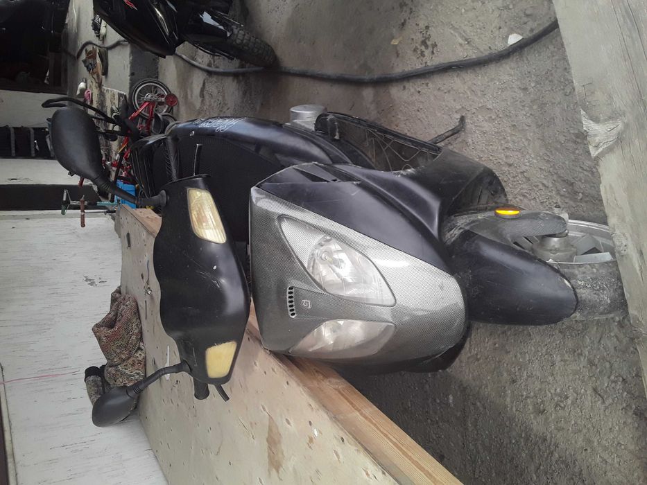 Скутер фиери и китец