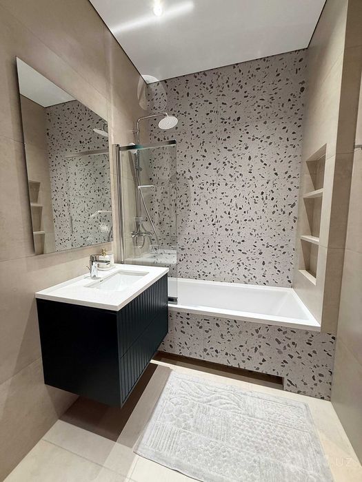 Mirabad Avenue — новая 3-комнатная 80 м², авторский ремонт, 2 балкона