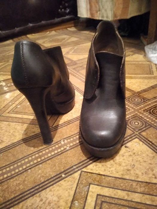 Обувь разная женская