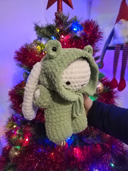 Iepuraș Broscuță croșetat