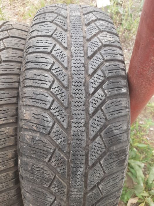 Продам шины 185/65/15 семпирит