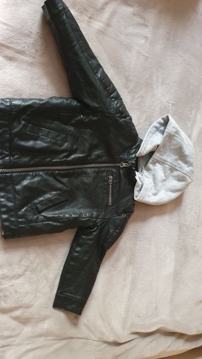 Курточка детская