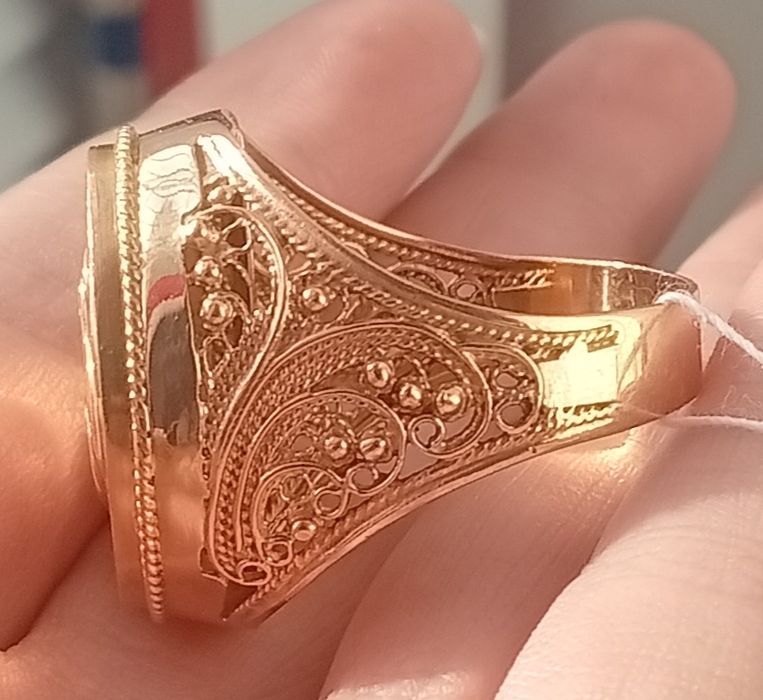 Продам золотую печатку