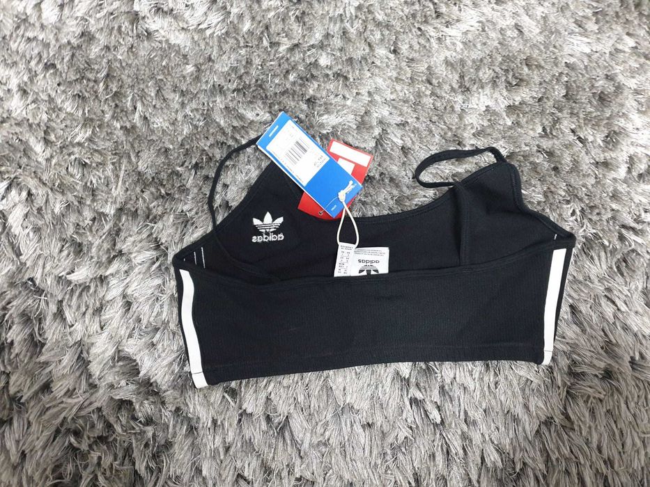 Bustiera adidas, marimea M