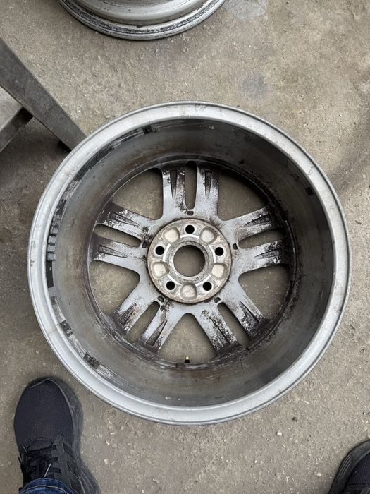 Janta aliaj 16" Vw Golf 6 Variant cod 1K0601025CL