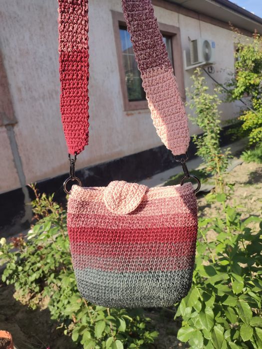 Вязаная сумка ручной работы (омбре)