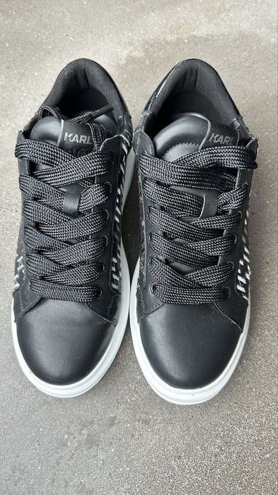 Коцове Karl  Lagerfeld