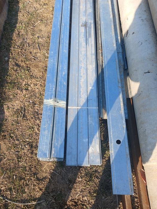 Осы заттар сатылады.