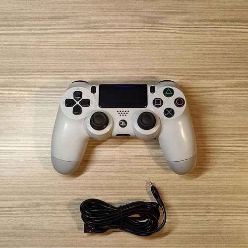 PS4 джойстик за PlayStation