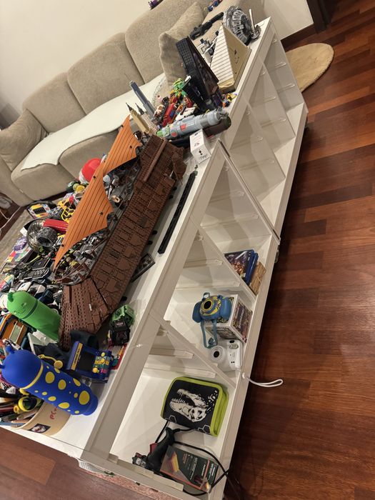 2xAnsamblu depozitare cutii lego Ikea cu roti. 2 la pret de 1