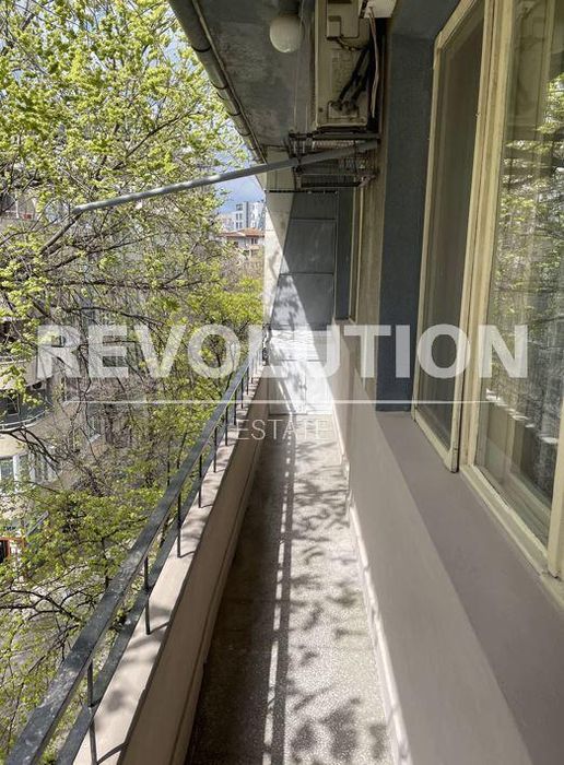 Дава се под наем Двустаен апартамент в Варна, Зимно кино Тракия - 55 кв.м за 300 € - Снимка #5