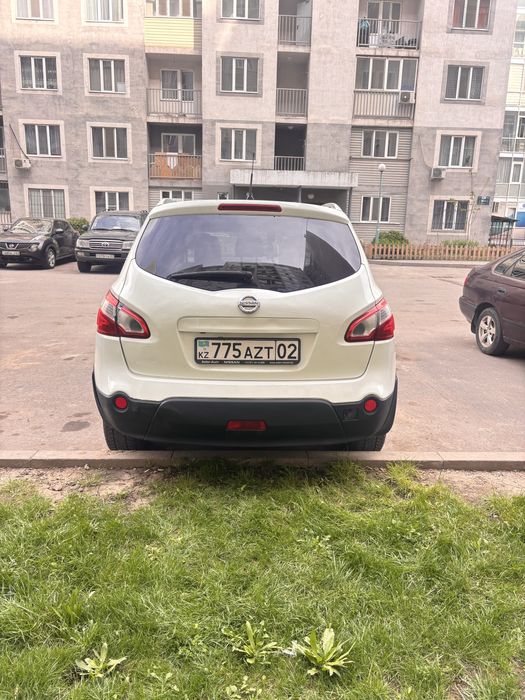 Продам Nissan Qashqai