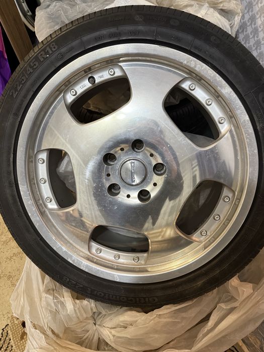 Диски шины в комплетке летние