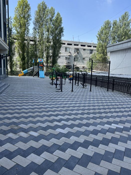 Eshonguzar, Raysentrda квартира