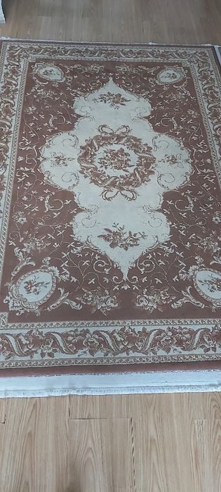Продам ковёр б/у, 3×2, центр