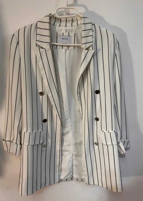 Сако BERSHKA оригинално