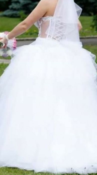 Rochie de mireasă tip prințesă + voal