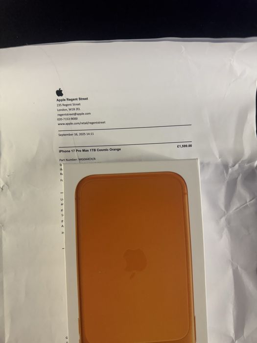 Iphone 17 pro max 1tb orange