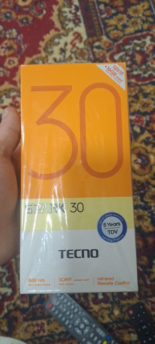 TECNO    SPARK    30