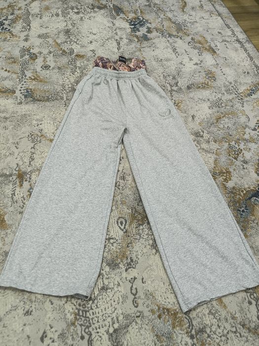 Серые штаны awated
