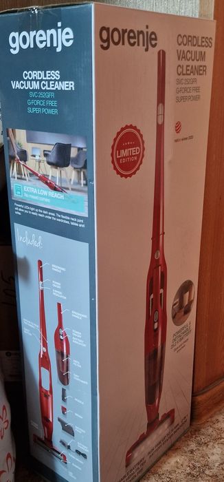 Вертикальный пылесос Gorenje SVC252GFR
