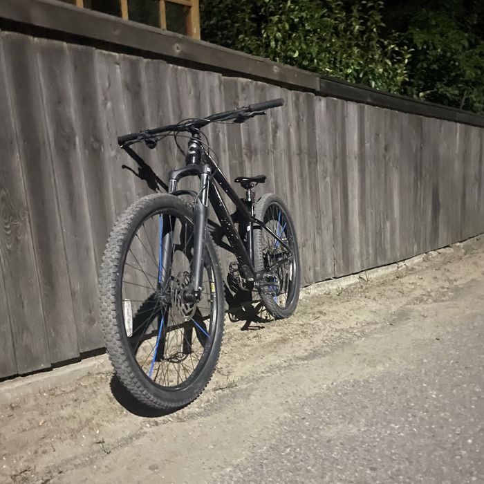Vând bicicletă ,cannondale,sau schimb cu cross 250cc!
