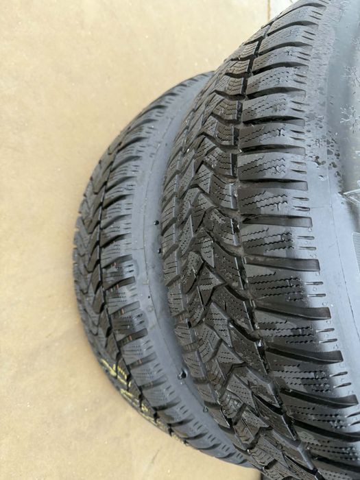 Джанти със зимни гуми Дънлоп