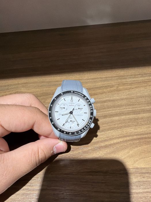 Omega c Swatch mission to moon