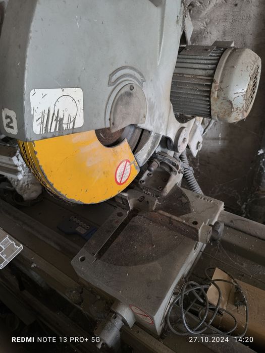 Mașină de debitat la doua capete, circular tâmplărie PVC și aluminiu