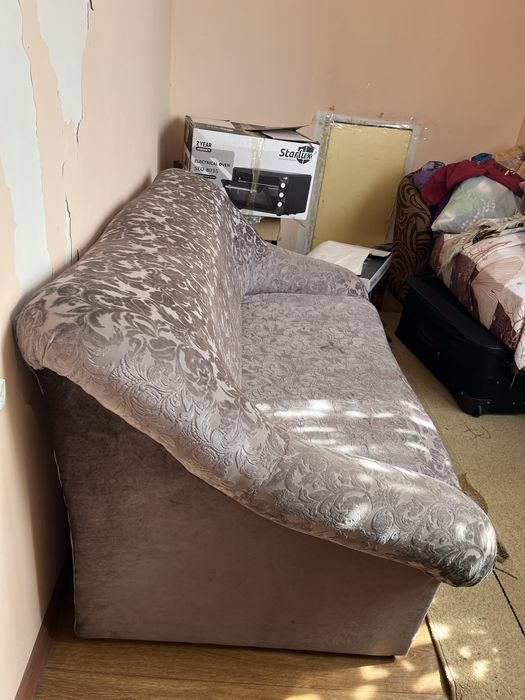 продается 2 диван и 1 кресло