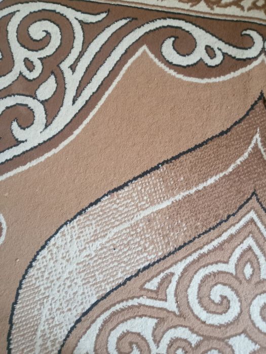 бу ковер 2/3 отличном состояний