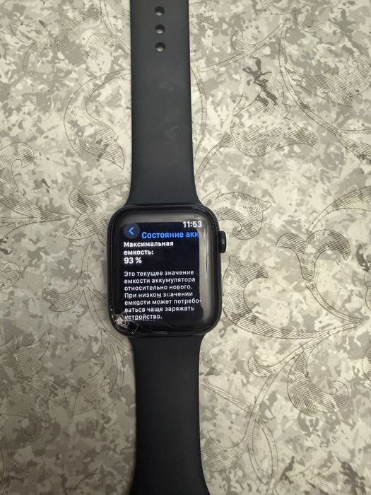 Продам Apple Watch SE Gen 2 44mm