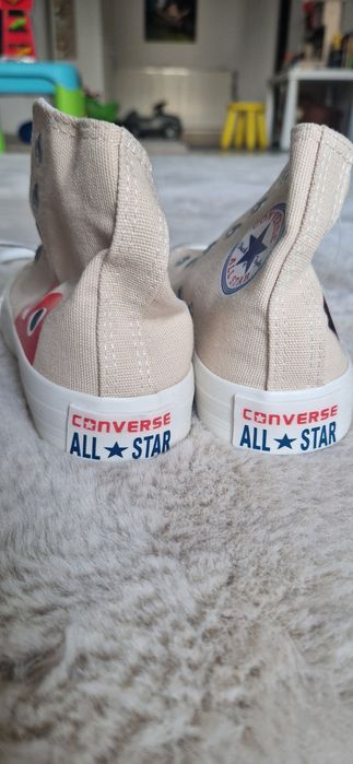 Converse bej cu alb, model CDG noi