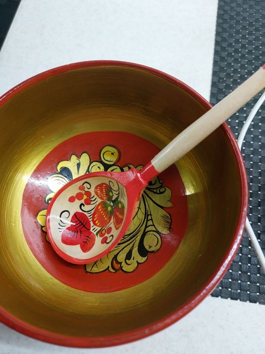 Деревянная посуда хохлома