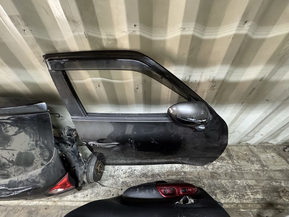 Запчасти ниссан жук двери крышка багажника 2010 по 2014 года