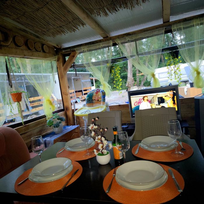 Семейна каравана под наем – 4 места, Арапя, море и комфорт