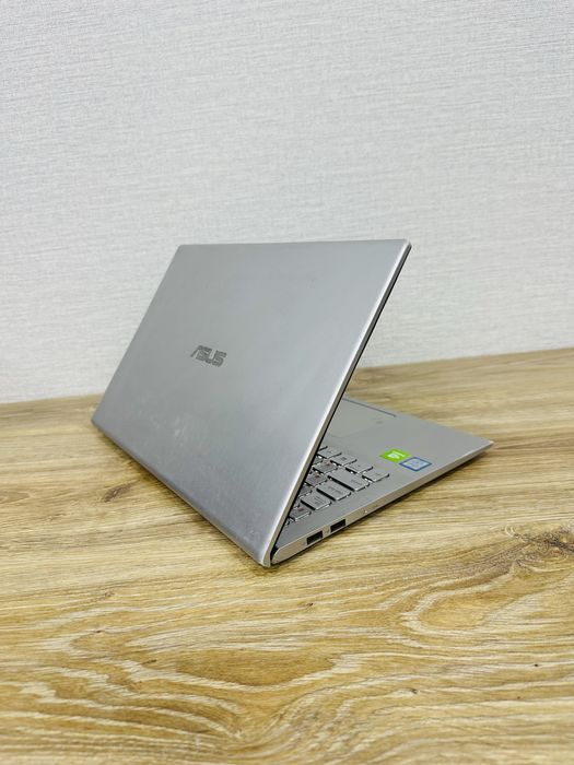Стильный ASUS Core i5-8 Ядерный, Игровой для Работы и Развлечений