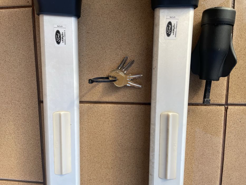 Bari portbagaj transversale Ford Focus 3