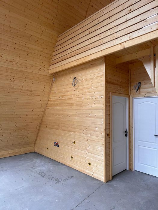 Vand casa de vacanta, tip A-frame, in satul de vacanta Poic (Vanatori)