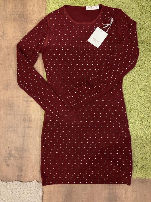 Рокля с камъни - плетиво, тъмно червено, бордо