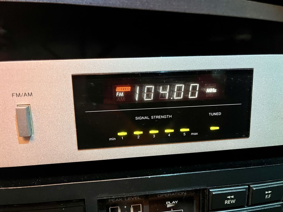 Тунер-радио Harman Kardon TU-920