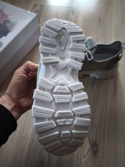 Маратонки 37 номер