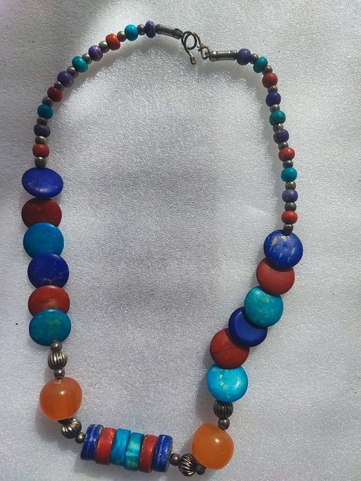 Colier, gablonțuri, brățări, accesorii